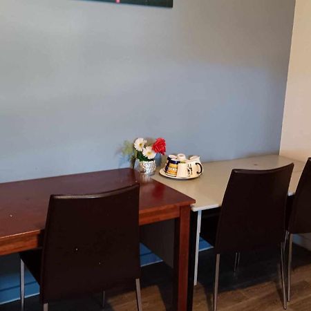Homestay, Handy City Center Christchurch Esterno foto